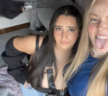 Sibel T ポルノスター ヌード 写真