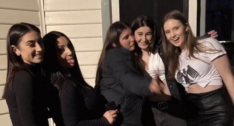 Sibel T 素敵なスター 写真