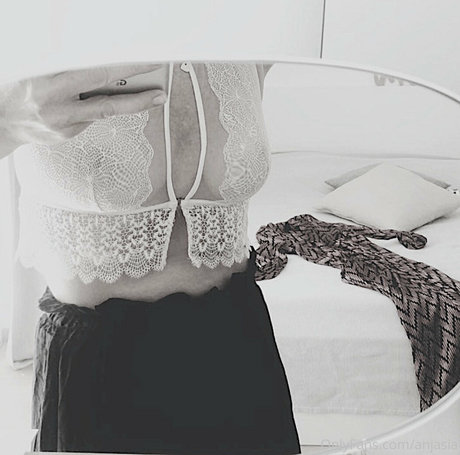 バブルバットオンリーファン ホットヌード 写真