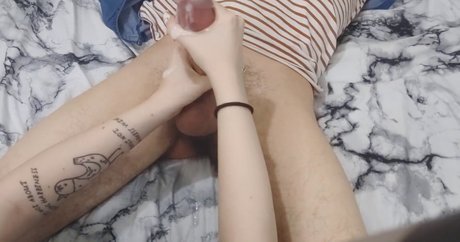 LilRedVelvettt xxxモデル 写真