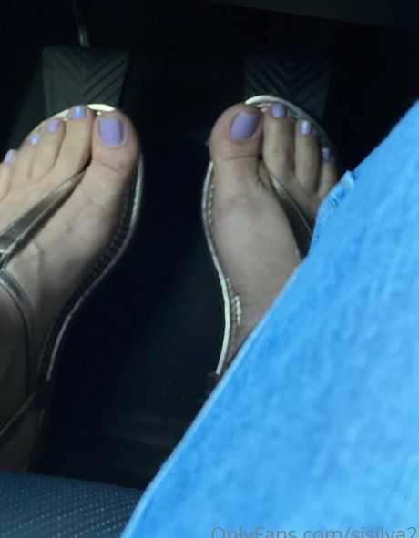 ブラックマジックオンリーファンズ 美しい裸 画像