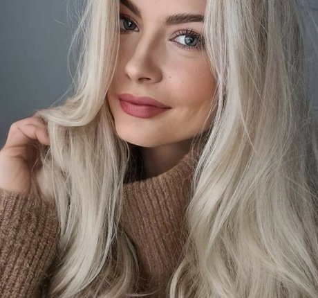 アナル舐めオンリーファンズ ホット 写真