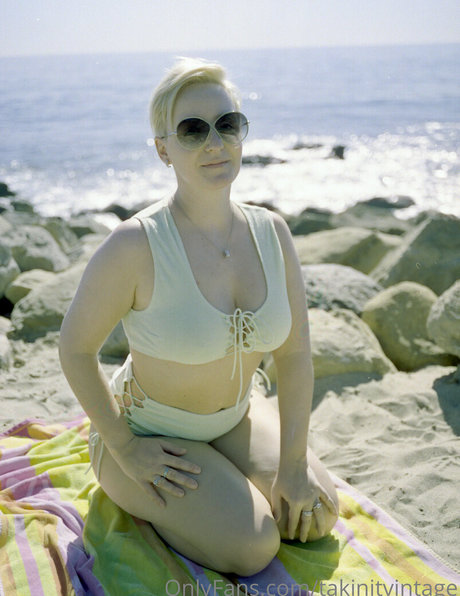 興奮した看護師OnlyFans ポルノ 画像