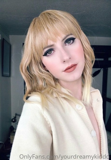 美人女子オンリーファン ホットセックス 写真