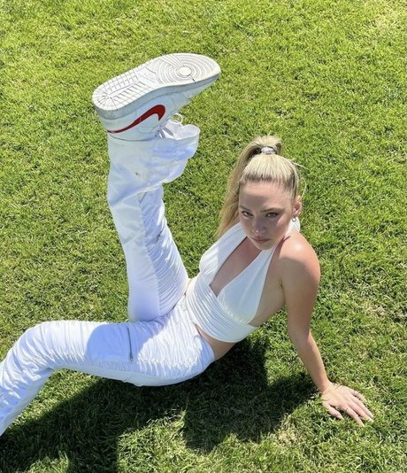 Luna Montana セクシー女優 写真