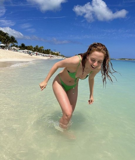 Luna Montana ポルノスター ヌード 写真