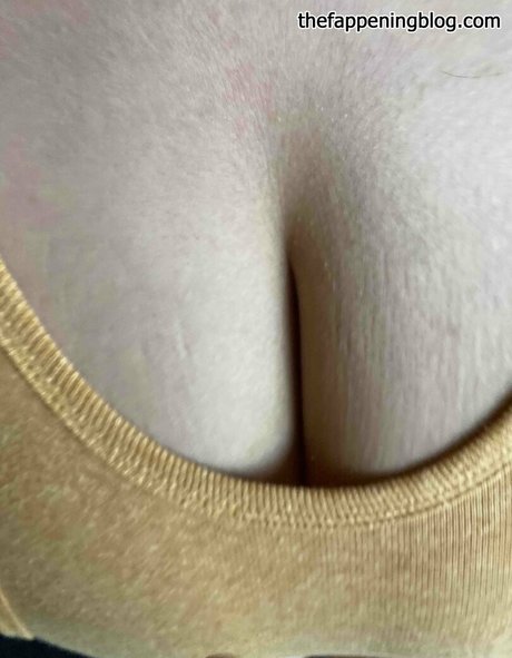 垂れ下がった熟女OnlyFans アダルト 写真