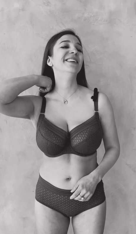 Galina Marian ポルノスター 高品質 写真