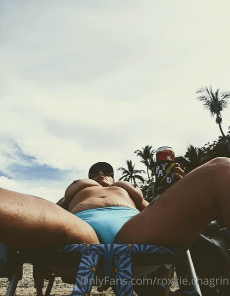 roxxie chagrin 可愛いモデル 写真