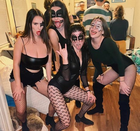 ティーントランスオンリーファン アダルト ギャラリー