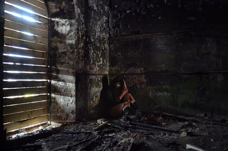 ブッシュ・オンリーファンズ 裸 アーカイブ