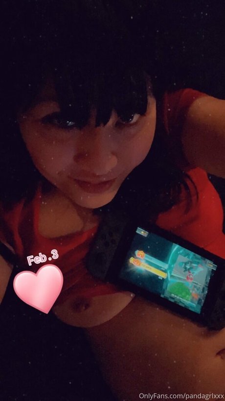 pandagrlxxx スター 裸 ギャラリー