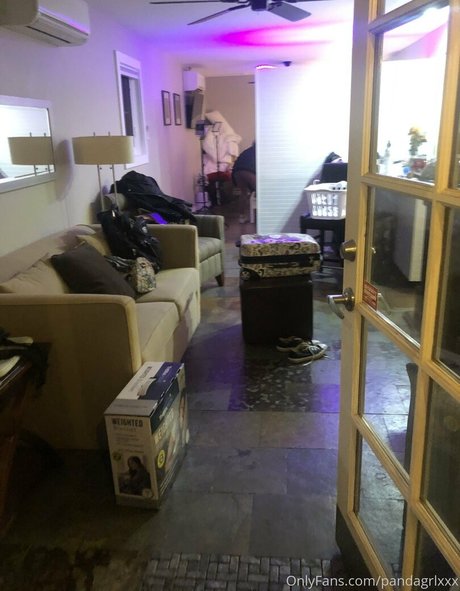 日本の女子高生OnlyFans 無料ポルノ 画像