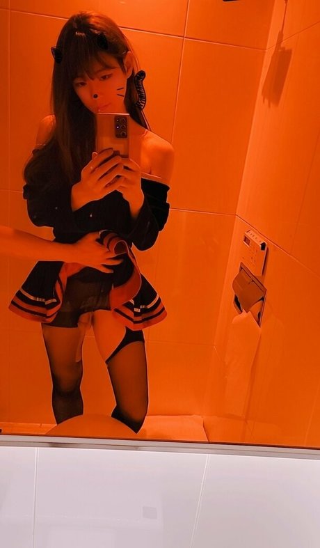 背が高くて巨乳のOnlyFans 可愛い 写真