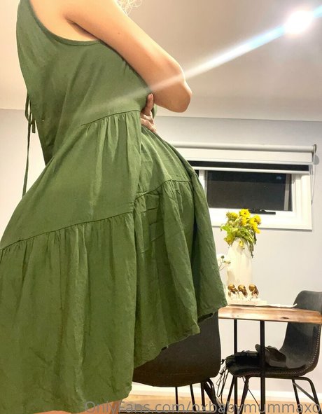 oxbabymummaxo ポルノスター 素敵 写真