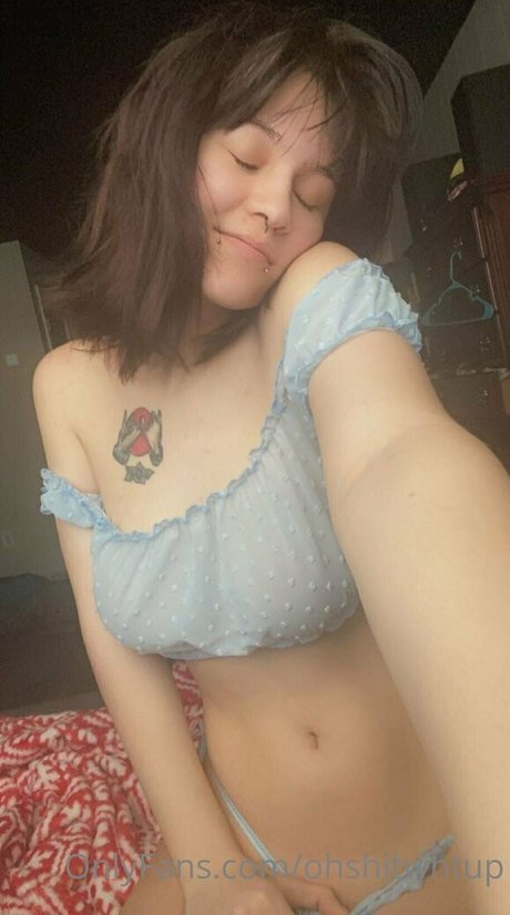 ohshitwhtup エロティックなポルノスター ギャラリー