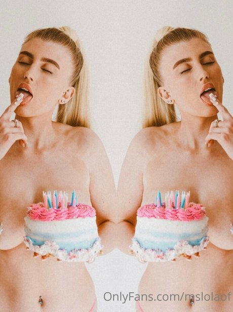 足ヌードオンリーファンズ アートポルノ 写真