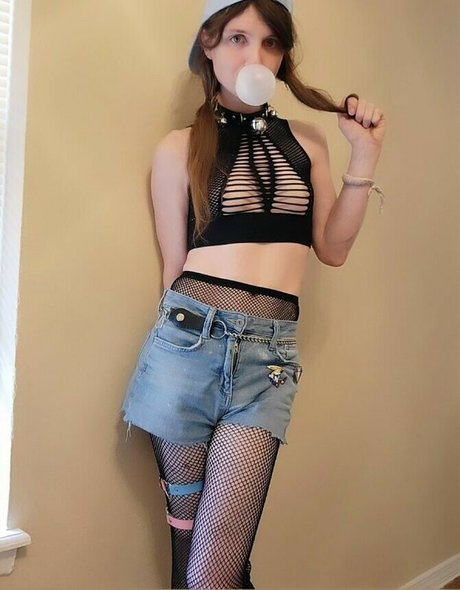 Hexakush 独占スター ギャラリー