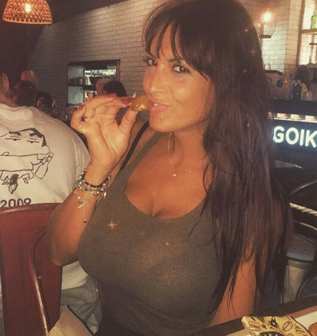 OnlyFansの普及 無料セクシー アーカイブ