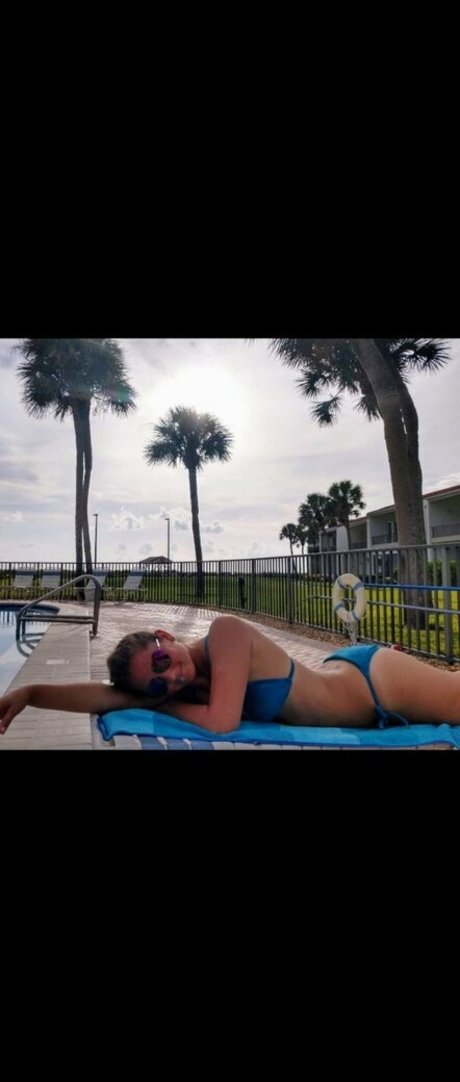 lelulullaby 最高のポルノスター アーカイブ