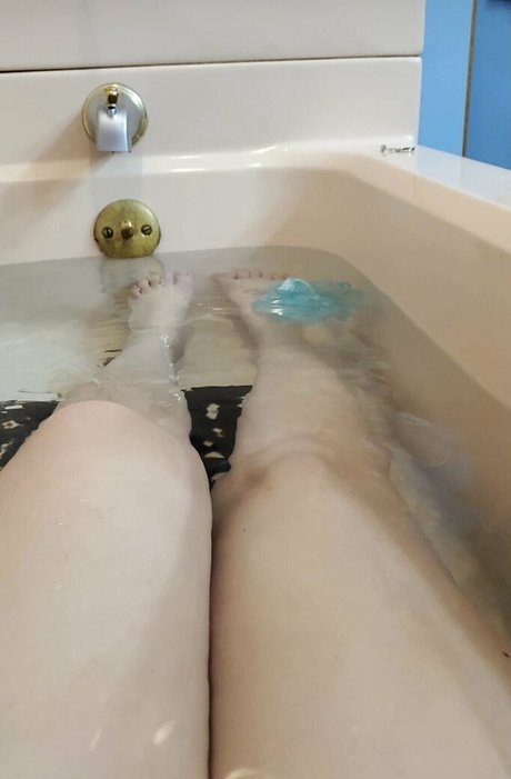 married but cheating ヌードモデル 写真