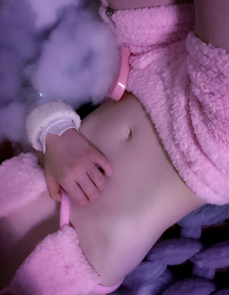 巨乳の黒人女性オンリーファンズ アート裸 写真