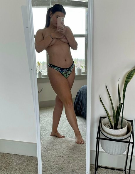 simplyskyla セックスモデル アーカイブ