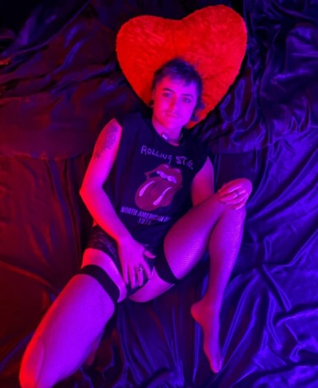 ブルネットの猫OnlyFans エロチック 写真