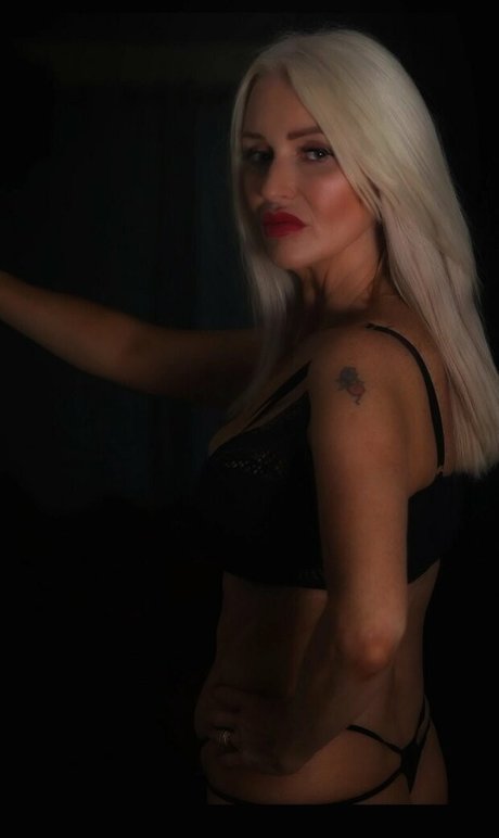 candy c アートモデル 画像