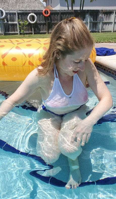 iodized999 セクシーなポルノスター 写真