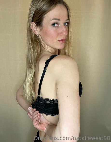 nataliewest98 ポルノモデル 画像