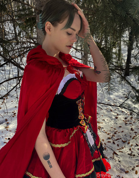 ciciastral 無料のポルノスター 画像