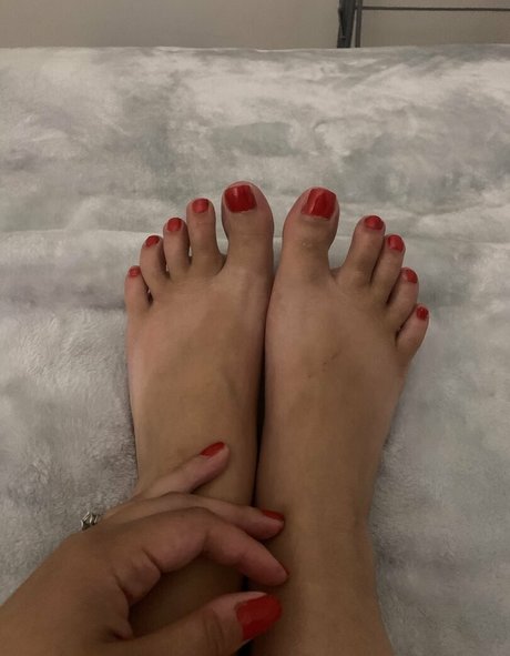 巨乳ブルネットオンリーファンズ ベスト 画像