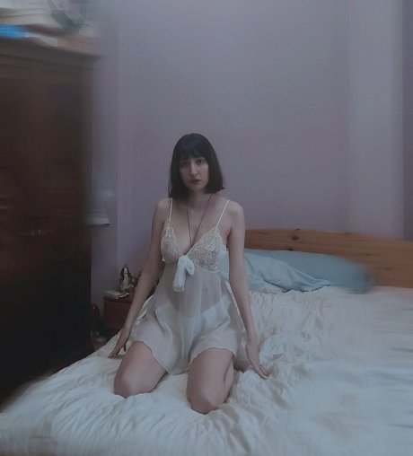 Anyelicallove ポルノモデル 画像