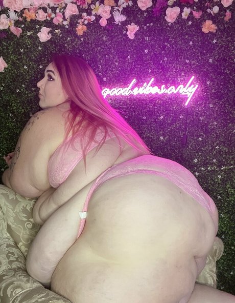 spanxbeluga スター ヌード アーカイブ