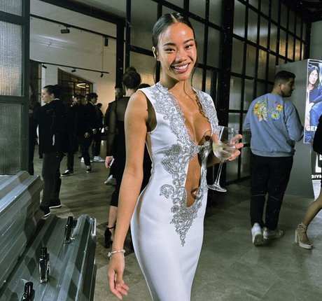 妊娠中のアジア人オンリーファンズ 無料 画像