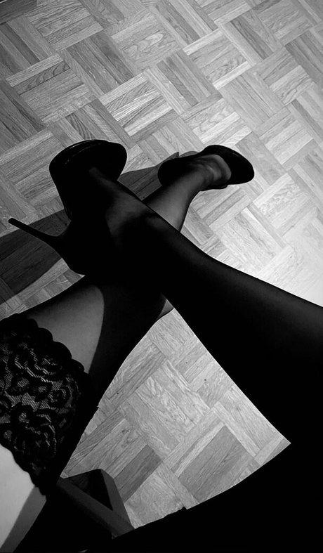 Katha Chibiusa スター xxx 写真