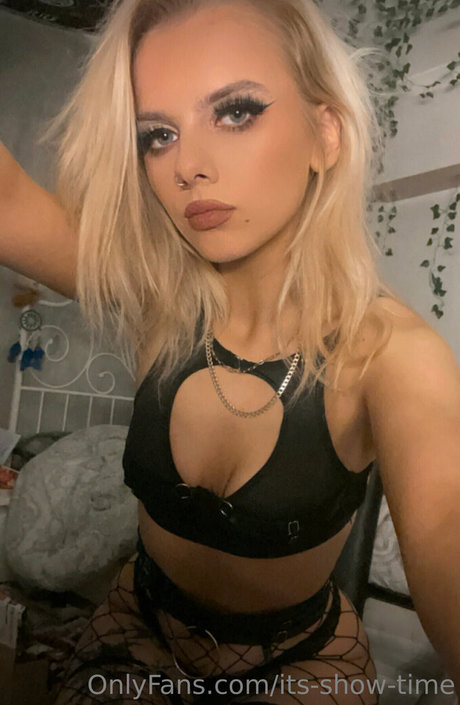 its show time HDスター 写真