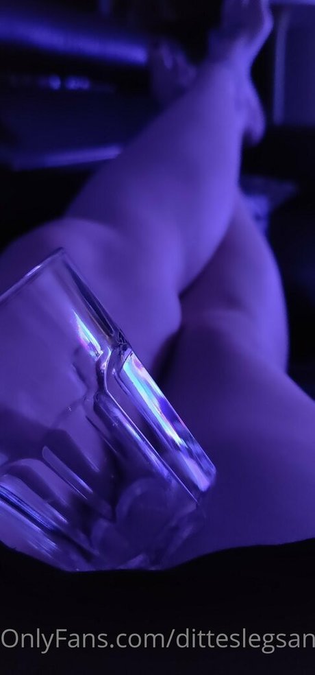 asmr ジンジャー オンリーファンズ エロチック 写真