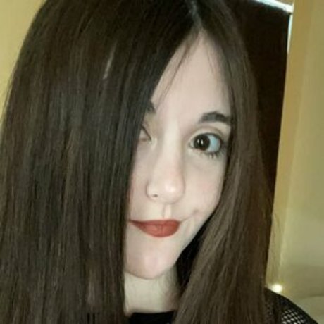 毛深い足のOnlyFans 無料ヌード 写真