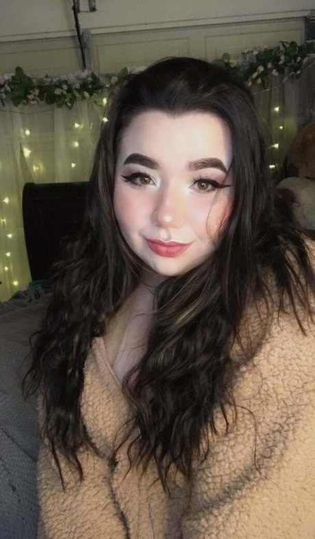 ブルネットの猫OnlyFans えろた アーカイブ