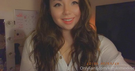 kittykimxxfree 素敵なモデル 写真