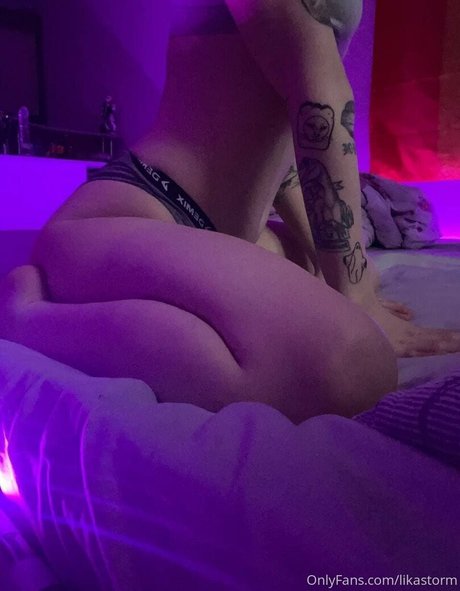 likastorm 素敵なポルノスター 写真