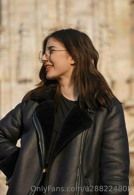 アジアンゴス オンリーファンズ ホットセクシー 画像