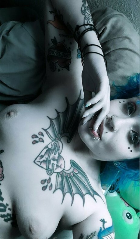 アジアン・エボニー・オンリーファンズ ホットセクシー アーカイブ