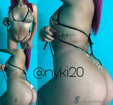 nyki20 エロティック女優 画像