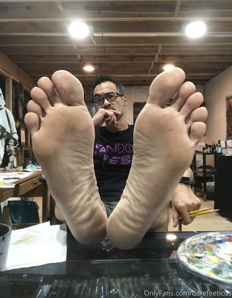 barefeeticus ポルノスター 高品質 画像