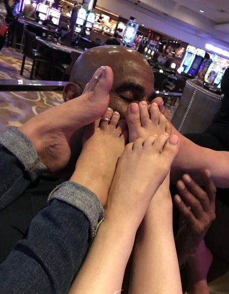 ポニーテールオンリーファンズ アダルト無料 写真