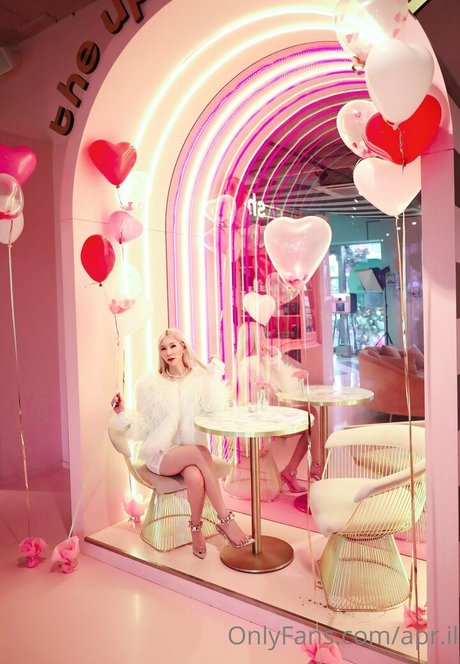 Apr il ポルノスター アーカイブ