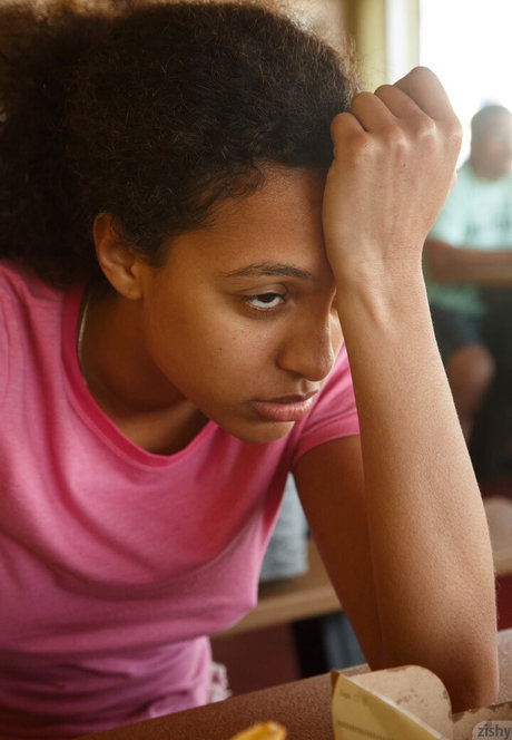 太めのブロンドオンリーファンズ 無料アダルト 写真